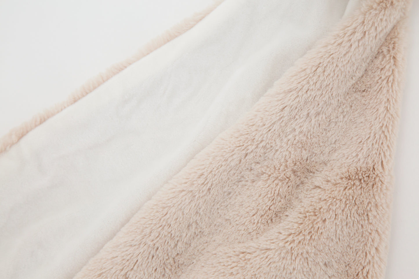 Cozy Blanket cute Bear at titchytastic