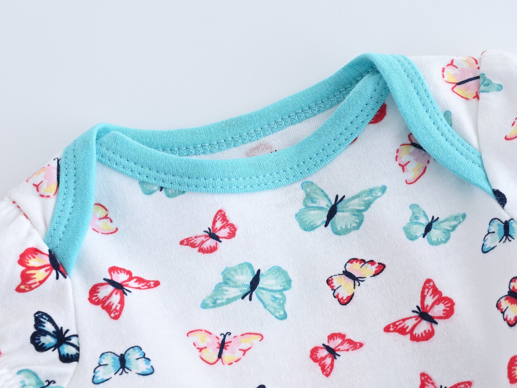 BABY GIRL SET - Babybody Sabberlätzchen Röckchen auf titchytastic
